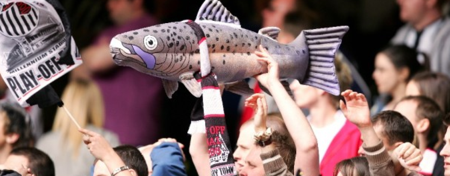 Grimsby, tifoso in tribunale per pesce gonfiabile