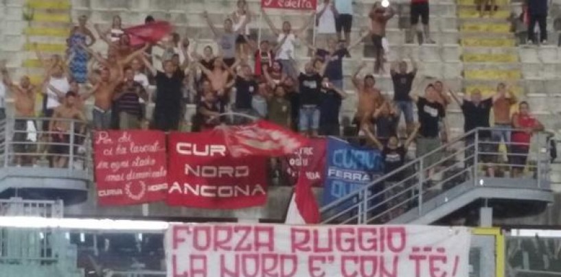 Fano-Ancona, 10 feriti