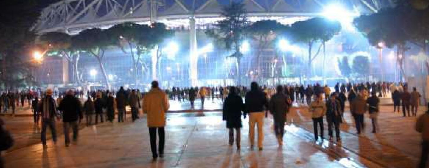 Roma tra multe, curva vuota e nuovo stadio