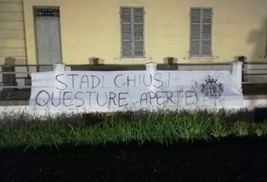 “Stadi chiusi, questure aperte”, le proteste del mondo ultras contro l’obbligo di firma